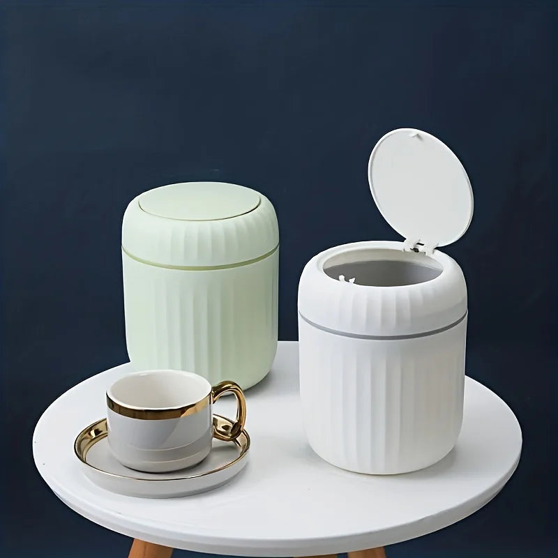 Mini Trash Can with Lid – Durable Plastic Desk Bin