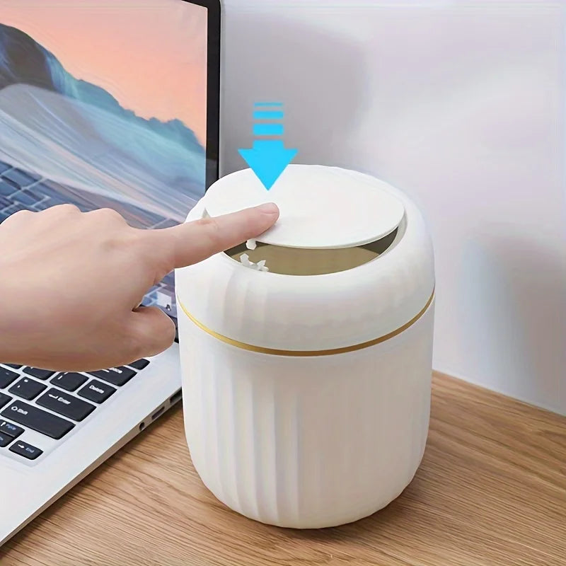 Mini Trash Can with Lid – Durable Plastic Desk Bin